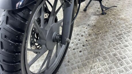 Honda CB GLR 125 2017 14K MOT NOVEMBER 2026 WARRANTY 125CC COMMUTER BIKE 11