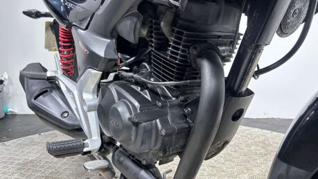 Honda CB GLR 125 2017 14K MOT NOVEMBER 2026 WARRANTY 125CC COMMUTER BIKE 23