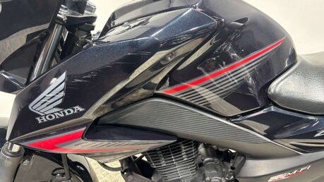 Honda CB GLR 125 2017 14K MOT NOVEMBER 2026 WARRANTY 125CC COMMUTER BIKE 31