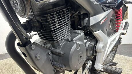 Honda CB GLR 125 2017 14K MOT NOVEMBER 2026 WARRANTY 125CC COMMUTER BIKE 18