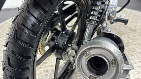 Yamaha YBR 125 2011, 125cc, Only 2K Miles, Superb Condition, MOT Nov 26, Warranty 11