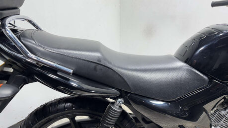 Yamaha YBR 125 2011, 125cc, Only 2K Miles, Superb Condition, MOT Nov 26, Warranty 25