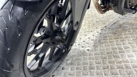 Honda CB 2018 15K MOT NOV 2026 WARRANTY SERVICED NEW TYRES A2 500CC 12