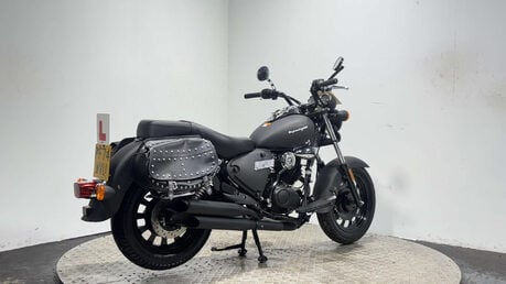 Keeway Superlight 125 2024 400 MILES 125CC LIGHTWEIGHT CRUISER BIKE PANNIERS 2