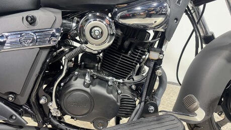 Keeway Superlight 125 2024 400 MILES 125CC LIGHTWEIGHT CRUISER BIKE PANNIERS 11