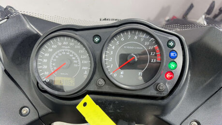 Kawasaki Er ER6 2006 19K GOOD RUNNING PROJECT BIKE SPARES OR REPAIR 650CC A2 22