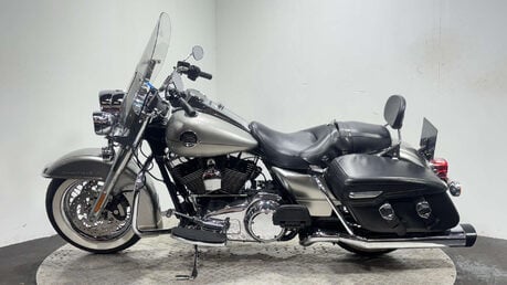 Harley-Davidson Touring ROAD KING FLHR 2009 14K MOT WARRANTY 1584 CRUISER BIKE 4
