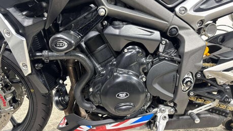 Triumph Street Triple RS 2020 4K MOT SERVICED TOP SPEC SPORTS BIKE TRIPLE 765CC 7