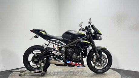 Triumph Street Triple RS 2020 4K MOT SERVICED TOP SPEC SPORTS BIKE TRIPLE 765CC 1