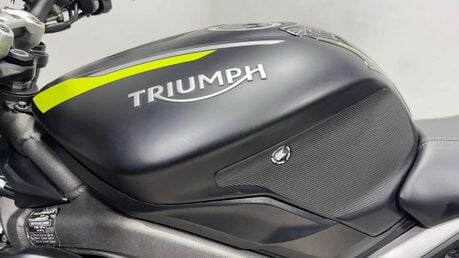 Triumph Street Triple RS 2020 4K MOT SERVICED TOP SPEC SPORTS BIKE TRIPLE 765CC 23