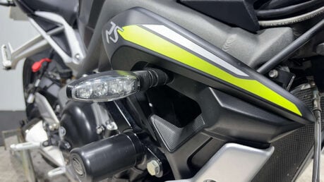 Triumph Street Triple RS 2020 4K MOT SERVICED TOP SPEC SPORTS BIKE TRIPLE 765CC 9