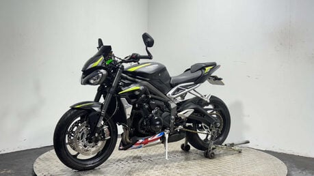Triumph Street Triple RS 2020 4K MOT SERVICED TOP SPEC SPORTS BIKE TRIPLE 765CC 5