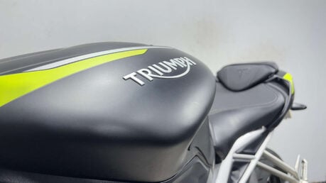 Triumph Street Triple RS 2020 4K MOT SERVICED TOP SPEC SPORTS BIKE TRIPLE 765CC 27
