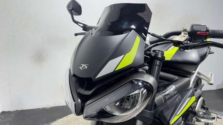 Triumph Street Triple RS 2020 4K MOT SERVICED TOP SPEC SPORTS BIKE TRIPLE 765CC 12