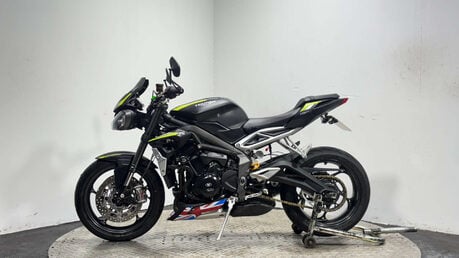 Triumph Street Triple RS 2020 4K MOT SERVICED TOP SPEC SPORTS BIKE TRIPLE 765CC 4