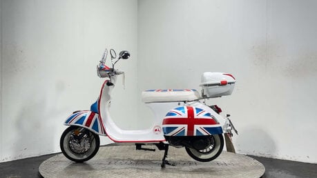 Ajs MODENA 2025 51 MILES CUSTOM SCOOTER 125CC EYE CATCHING BIKE 5