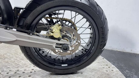 KTM Supermoto LC4 PRESTIGE 2006 1 OWNER ONLY 2689 MILES MOT SERVICED 33