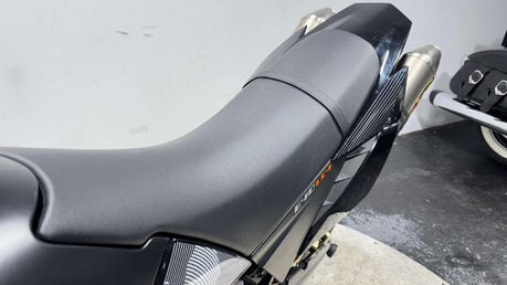 KTM Supermoto LC4 PRESTIGE 2006 1 OWNER ONLY 2689 MILES MOT SERVICED 26