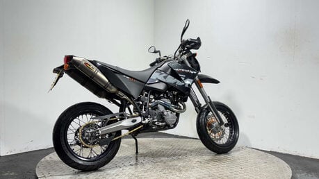 KTM Supermoto LC4 PRESTIGE 2006 1 OWNER ONLY 2689 MILES MOT SERVICED 3
