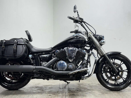 Yamaha XVS MIDNIGHT STAR 2013 29K MOT SERVICED PANNIERS CRUISER BIKE 950CC