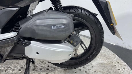 Honda PCX WW 2017 13K 1 OWNER FULL HISTORY 2 KEYS GENUINE SCOOTER 125CC 17