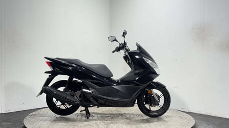 Honda PCX WW 2017 13K 1 OWNER FULL HISTORY 2 KEYS GENUINE SCOOTER 125CC 4