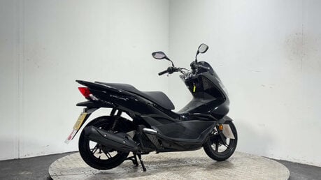 Honda PCX WW 2017 13K 1 OWNER FULL HISTORY 2 KEYS GENUINE SCOOTER 125CC 7