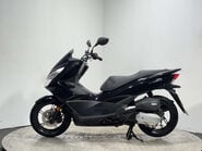 Honda PCX WW 2017 13K 1 OWNER FULL HISTORY 2 KEYS GENUINE SCOOTER 125CC 5