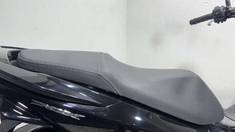Honda PCX WW 2017 13K 1 OWNER FULL HISTORY 2 KEYS GENUINE SCOOTER 125CC 15