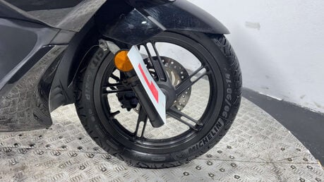 Honda PCX WW 2017 13K 1 OWNER FULL HISTORY 2 KEYS GENUINE SCOOTER 125CC 8