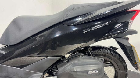 Honda PCX WW 2017 13K 1 OWNER FULL HISTORY 2 KEYS GENUINE SCOOTER 125CC 11