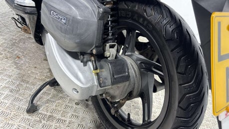 Honda PCX WW 2017 13K 1 OWNER FULL HISTORY 2 KEYS GENUINE SCOOTER 125CC 26