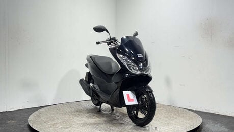 Honda PCX WW 2017 13K 1 OWNER FULL HISTORY 2 KEYS GENUINE SCOOTER 125CC 2