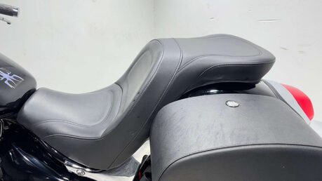 Suzuki Intruder 800 VZ C 2009 L0 21K MOT SERVICED CRUISER BIKE PANNIERS 800CC 19