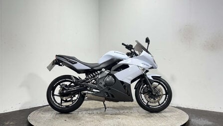Kawasaki Er ER6 F 2011 14K JUST SERVICED MOT 650CC TWIN A2 PERFECT FIRST BIKE