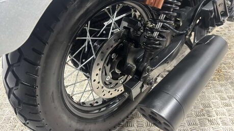 Sinnis Hoodlum 125 2019 ONLY 2K 3 OWNERS 125CC CRUISER BIKE 18