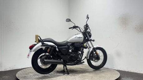 Sinnis Hoodlum 125 2019 ONLY 2K 3 OWNERS 125CC CRUISER BIKE 4