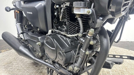 Sinnis Hoodlum 125 2019 ONLY 2K 3 OWNERS 125CC CRUISER BIKE 19