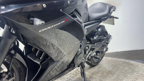 Yamaha XJ6 2012 ONLY 17K SPORTS EXHAUST VERY CLEAN MOT'D 600CC A2 22