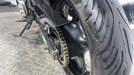 Yamaha XJ6 2012 ONLY 17K SPORTS EXHAUST VERY CLEAN MOT'D 600CC A2 17