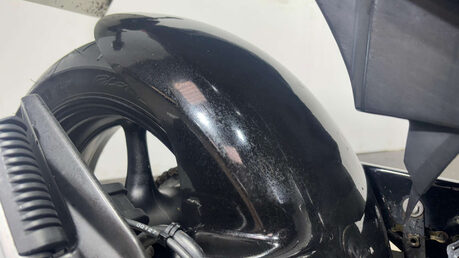 Yamaha XJ6 2012 ONLY 17K SPORTS EXHAUST VERY CLEAN MOT'D 600CC A2 11