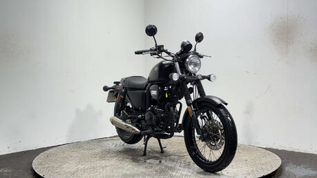 Sinnis Outlaw 2024 6K MOT 125CC CRUISER BIKE LEARNER BIKE 2