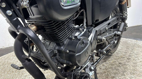 Sinnis Outlaw 2024 6K MOT 125CC CRUISER BIKE LEARNER BIKE 32