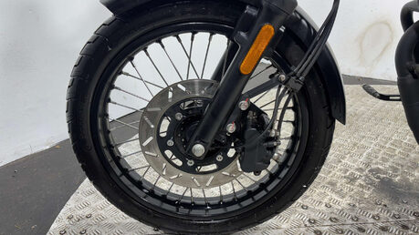 Sinnis Outlaw 2024 6K MOT 125CC CRUISER BIKE LEARNER BIKE 23