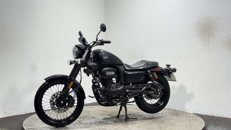 Sinnis Outlaw 2024 6K MOT 125CC CRUISER BIKE LEARNER BIKE 8