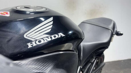 Honda CBR650F CBR650 2016 ONLY 10K MOT RECENTLY SERVICED 650CC A2 RESTRICTABLE 32