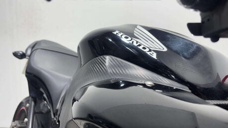 Honda CBR650F CBR650 2016 ONLY 10K MOT RECENTLY SERVICED 650CC A2 RESTRICTABLE 34