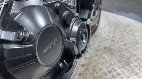 Honda CBR650F CBR650 2016 ONLY 10K MOT RECENTLY SERVICED 650CC A2 RESTRICTABLE 13