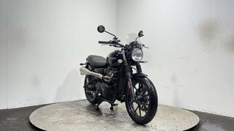 Triumph Street 900 2016 ONLY 14K MOT SPORTS EXHAUST WARRANTY 900CC 2