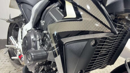 Honda CB1000R 2015 19K WARRANTY 125BHP NAKED BIKE MOT VERY CLEAN 1000CC 24